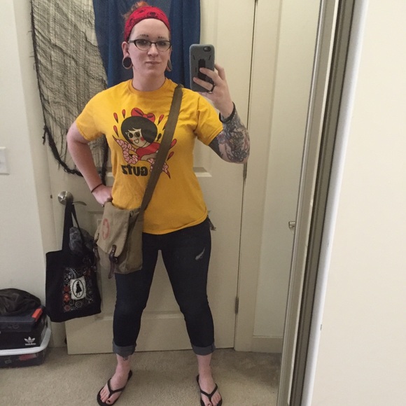 I like robots and punk cabaret. - Picture 3 of 4