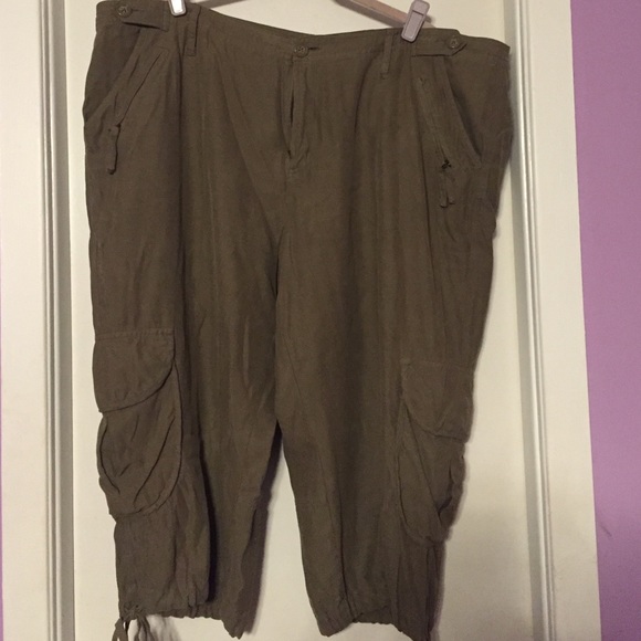 Army green cargo shorts