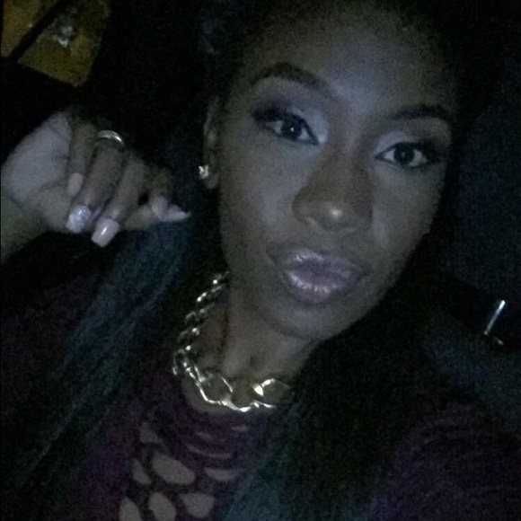 Meet your Posher, Megan - Picture 1 of 1