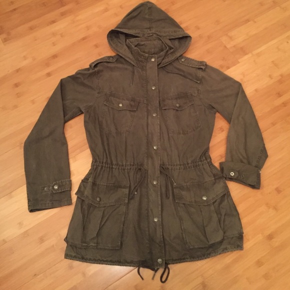 Aritzia Talula Trooper Jacket Olive