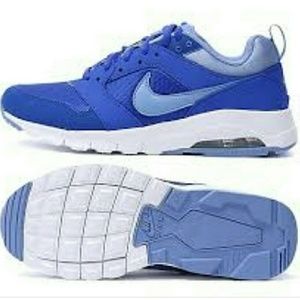 Nike air Max motion shoes