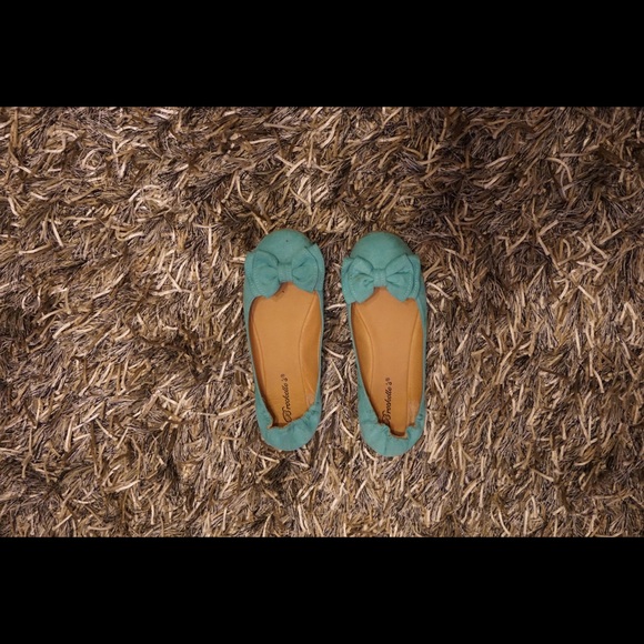 Bow Ballet Flats
