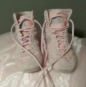 Light Pink Lonsdale Boxing Shoes