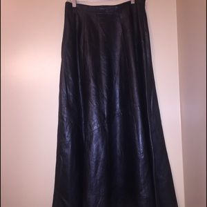 Killer butter Vakko leather skirt!