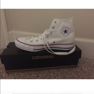 white hightop converse