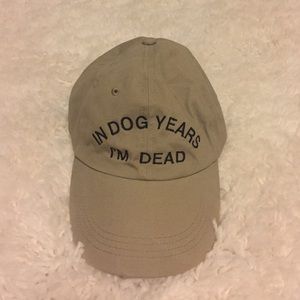 In Dog Years I'm Dead hat