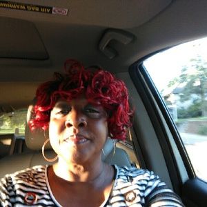 Meet your Posher, Candi