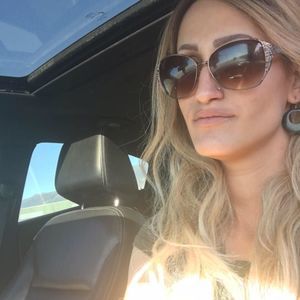 Meet your Posher, Kassie