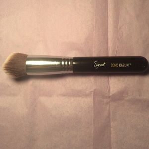 Sigma 3DHD Kabuki Brush