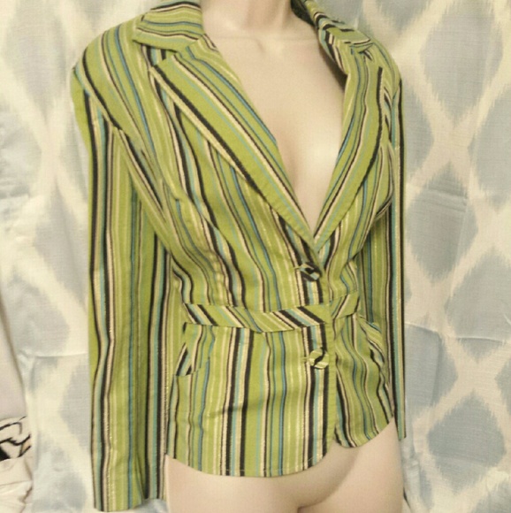 RQT button front cropped blazer