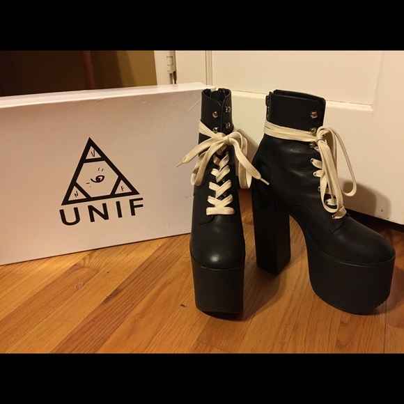 🚫 SOLD 🚫 Unif Salem Boots Size 7