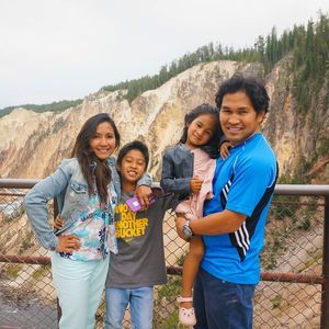 Meet your Posher, Hyacinth