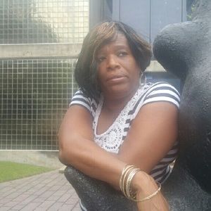 Meet your Posher, Dee