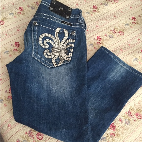 Miss Me Capris sold