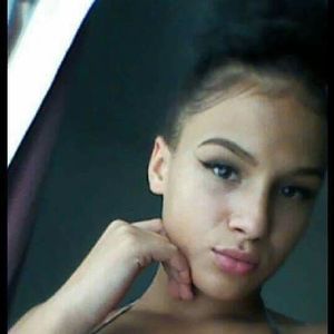 Meet your Posher, Lexie