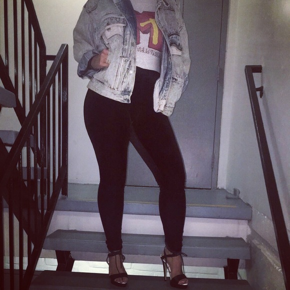 Jean jacket - Picture 2 of 2