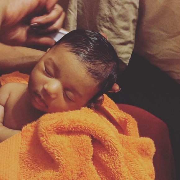 Meet your Posher, Amiee - Picture 1 of 1
