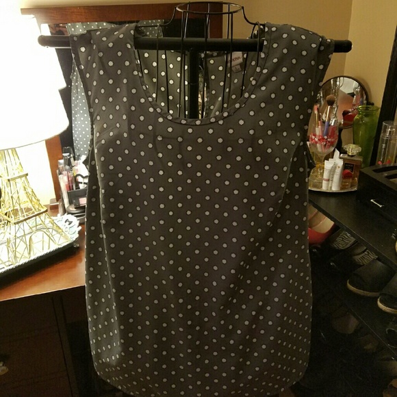 Grey and white loose tank