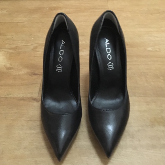 Black Aldo Pumps