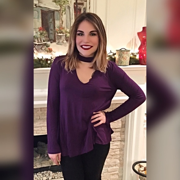 Eggplant choker style collar top! Love! LAST 1 - Picture 3 of 3