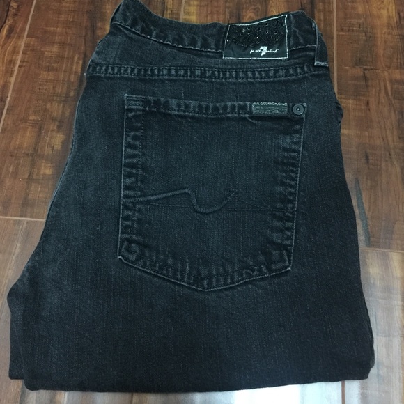 7 FOR ALL MANKIND