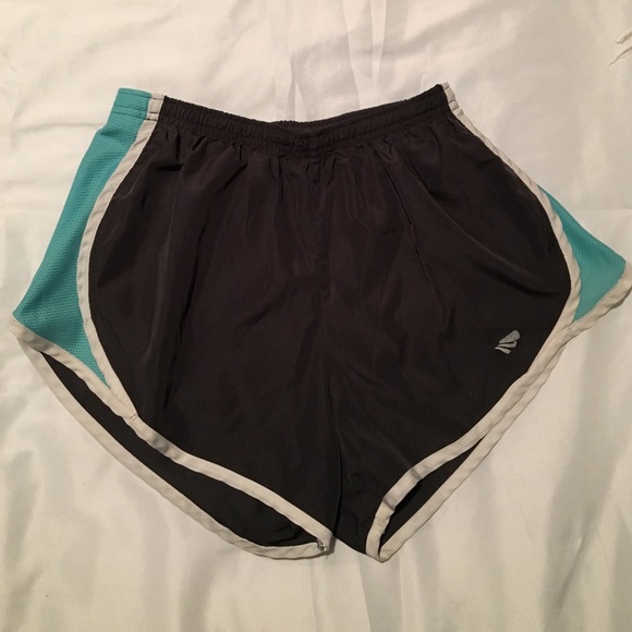 ATHLETIC SHORTS
