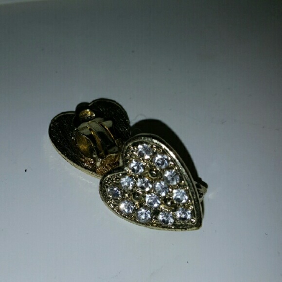 5 heart shape earrings pairs - Picture 4 of 4