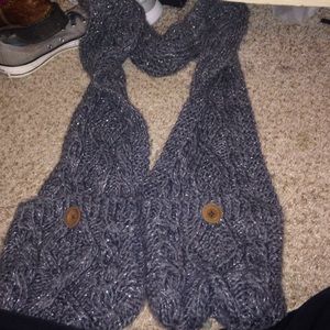 heavy knit scarf