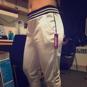 White Rue 21 Joggers