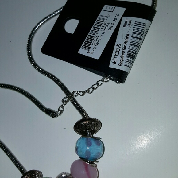 Necklace - Picture 3 of 3