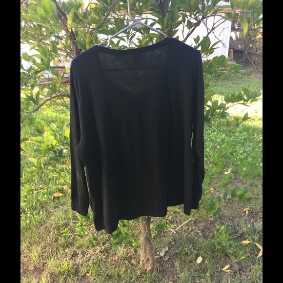 💝NIKE Long Sleeve, BLOW OUT SALE. New With Tag 😘 - Picture 4 of 4