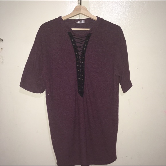Lace up tee