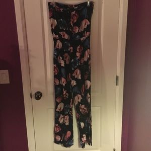 Abercrombie&Fitch Floral Jumpsuit