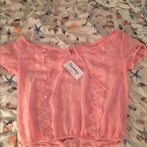 Medium sheet pink peasant style shirt