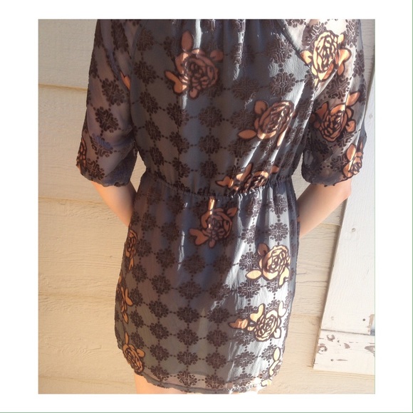 Vintage Gray and pink floral shirt tunic - Picture 4 of 4