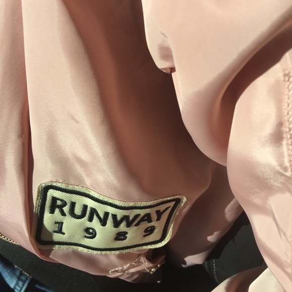Last One 💫Pink Bomber Jacket - Brand New💫 - Picture 6 of 6