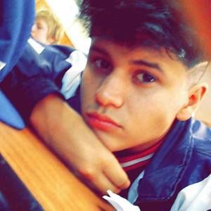 Meet your Posher, Ace