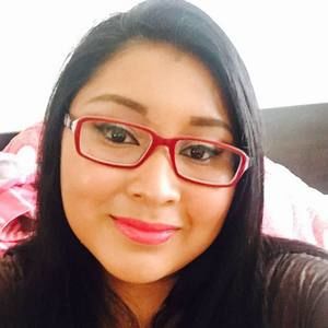 Meet your Posher, Ana