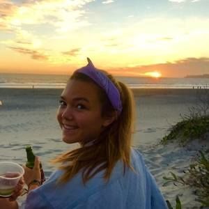 Meet your Posher, Brooke