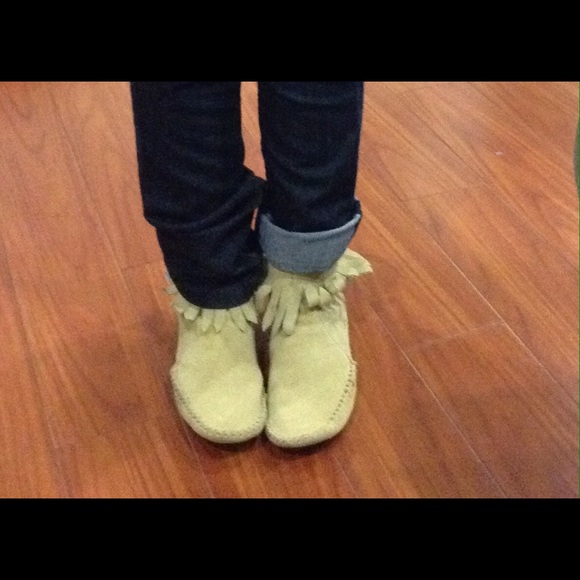 Shoes - Moccasins