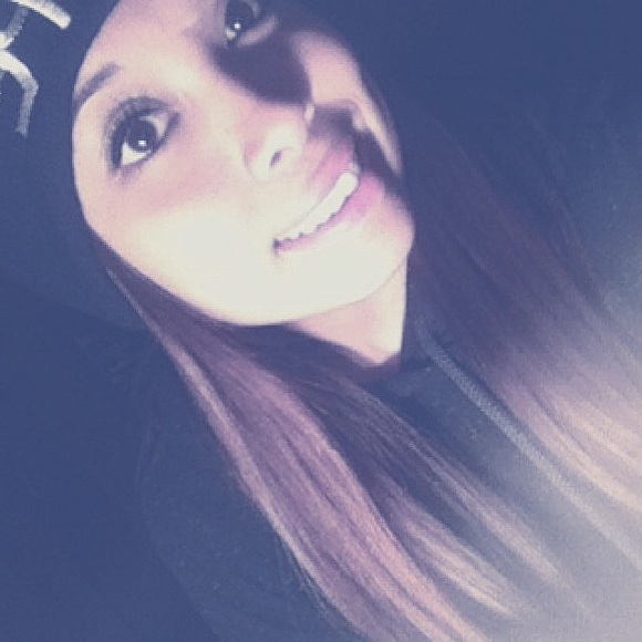 Meet your Posher, Deven