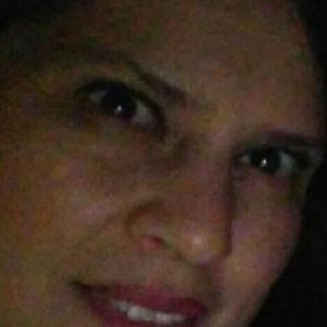 Meet your Posher, Yolanda