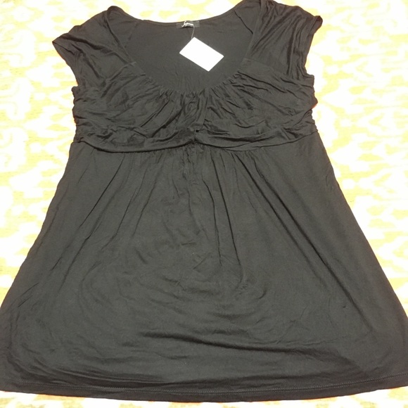 NWT Soprano Plus Size Cap-Sleeve Ruched Empire Top