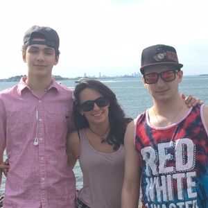 Meet your Posher, Lynsey