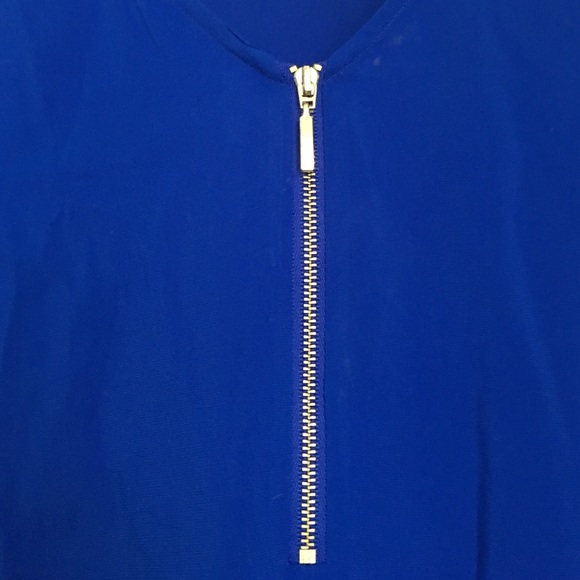 Silky Royal Blue shirt with gold zipper - Picture 2 of 4