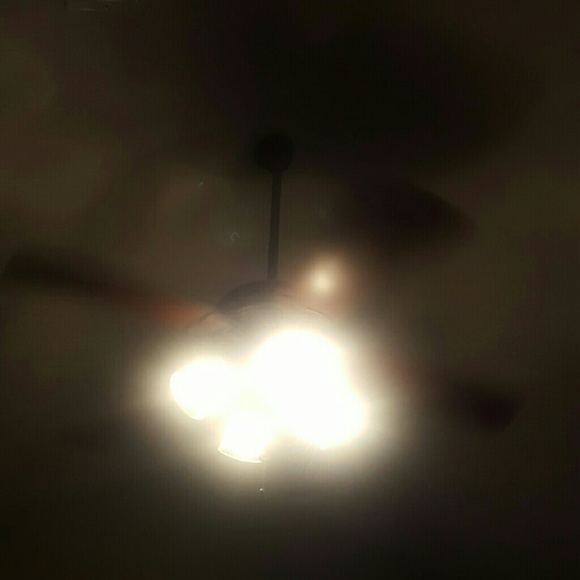 Meet your Posher, Jennifer - Picture 1 of 1