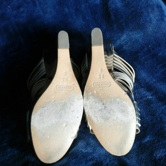 Coach - Picture 2 of 2