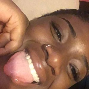 Meet your Posher, Chichi