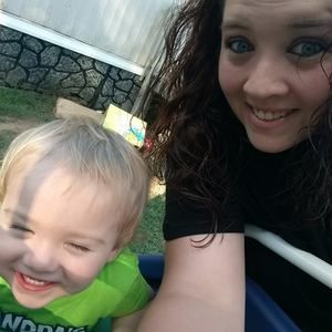 Meet your Posher, Tabitha