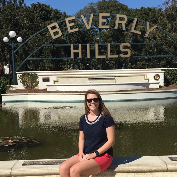 Meet your Posher! โจ - Picture 3 of 3